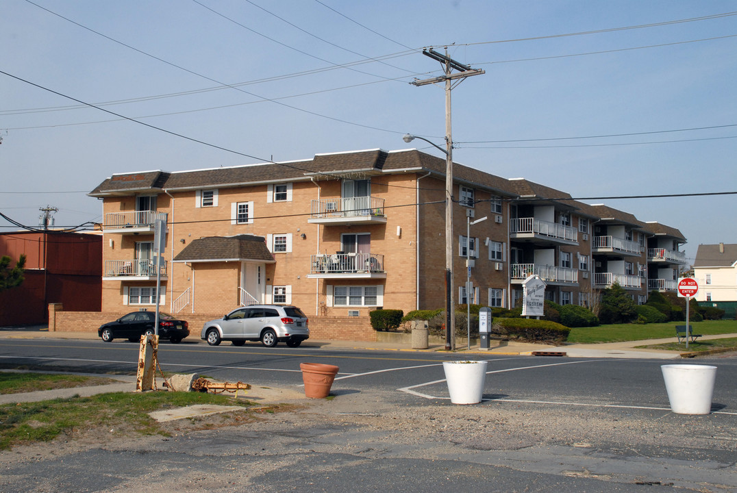 Kingsley Terrace Apartments in Asbury Park, NJ - Building Photo