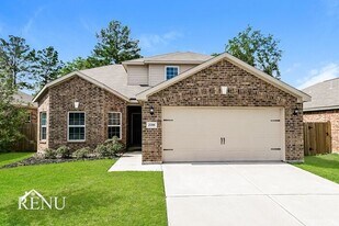 25410 Cypress Bend Dr in Cleveland, TX - Building Photo
