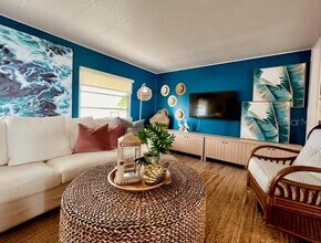39248 US-19 in Tarpon Springs, FL - Building Photo - Building Photo