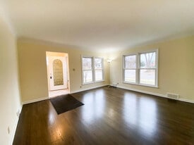 1919 E 38th St in Minneapolis, MN - Building Photo