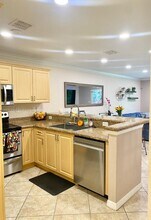 4935 SW 66th Ter in Davie, FL - Foto de edificio - Building Photo