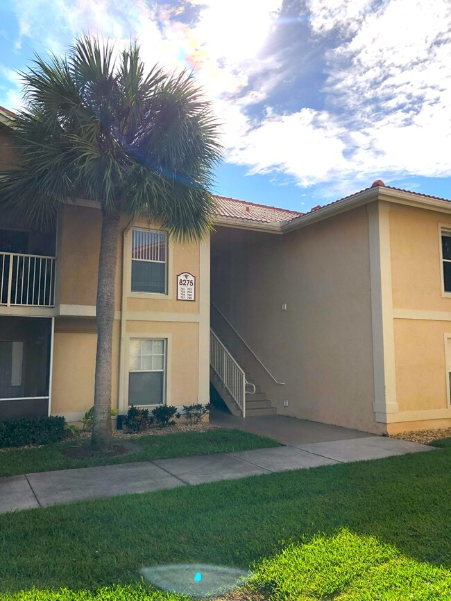 8255 Ibis Club Dr, Unit 508
