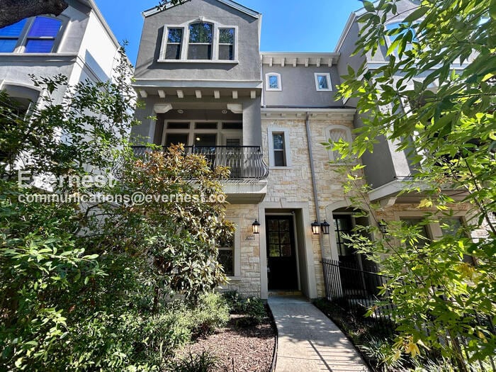 4227 Boyer Pl in Dallas, TX - Building Photo