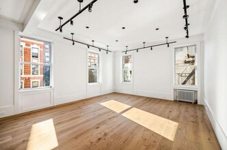 301 W 17th St in New York, NY - Building Photo - Building Photo