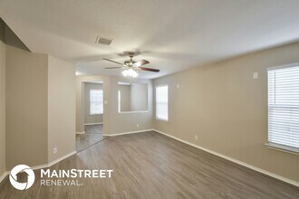 842 Barrel Point in San Antonio, TX - Foto de edificio - Building Photo