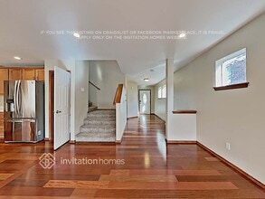 10307 184th Ave E in Bonney Lake, WA - Foto de edificio - Building Photo