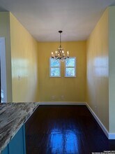 317 E Myrtle St in San Antonio, TX - Building Photo - Building Photo