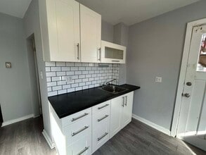 140 Adelaide St in Saint John, NB - Building Photo - Building Photo