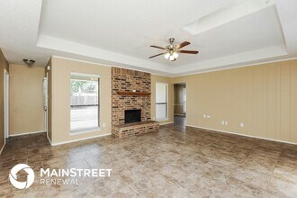 8221 Meadowbrook Dr in Watauga, TX - Building Photo - Building Photo
