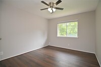 5628 Birchmont Dr photo'