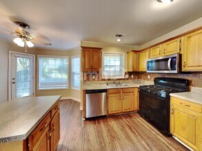 1165 Pennefeather Ln in Lawrenceville, GA - Building Photo - Building Photo