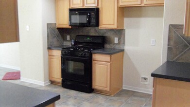 10219 Riderdale Park Ln in Houston, TX - Building Photo - Building Photo