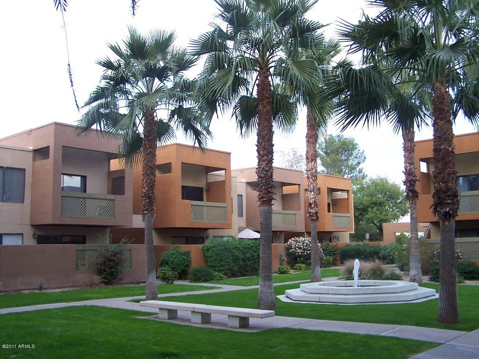 3500 N HAYDEN Rd in Scottsdale, AZ - Building Photo