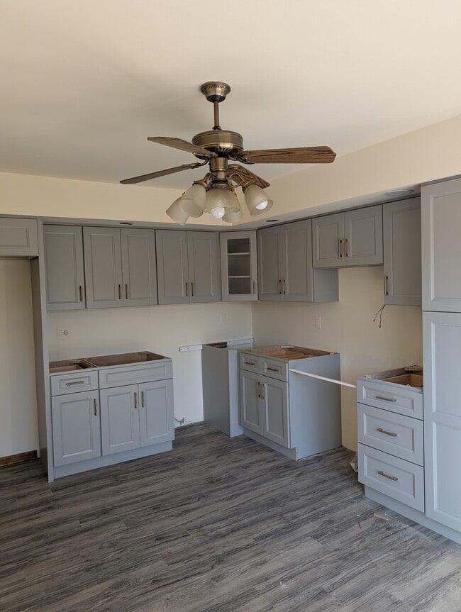 32 Wood St in Garfield, NJ - Building Photo - Building Photo