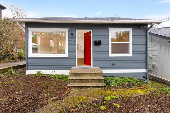 2614 E Olive St in Seattle, WA - Building Photo - Building Photo