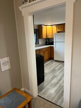 14 1st St, Unit B in Glens Falls, NY - Building Photo - Building Photo