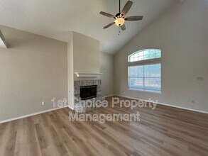 10608 Bing Dr in Fort Worth, TX - Building Photo - Building Photo