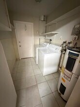 1920 SW 67th Terrace in North Lauderdale, FL - Building Photo - Building Photo