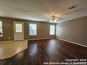 6102 Jackies Farm in San Antonio, TX - Building Photo - Building Photo