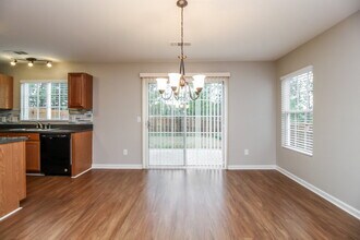 305 Silver Spring St in Dallas, GA - Building Photo - Building Photo