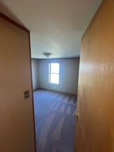10 F St in Holts Summit, MO - Building Photo - Building Photo