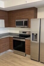 148 SE 1st Ave, Unit 1514 in Miami, FL - Foto de edificio - Building Photo