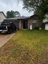 4703 Stone Ridge Dr in Temple, TX - Building Photo