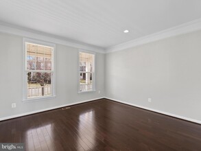 42618 Stratford Landing Dr in Ashburn, VA - Building Photo - Building Photo