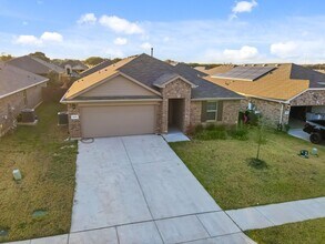549 Bronze Cir E in Springtown, TX - Building Photo - Building Photo