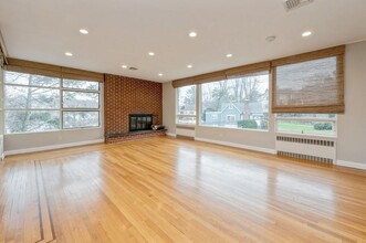 44 Briary Rd in Dobbs Ferry, NY - Building Photo - Building Photo