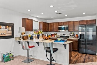 1652 Summerwind Dr in Fernley, NV - Building Photo - Building Photo
