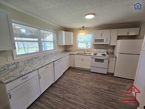 311 Choate Cemetery Rd in Cookeville, TN - Foto de edificio - Building Photo