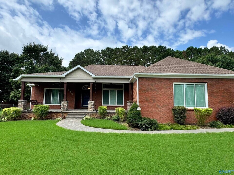 126 Spano Rd in Madison, AL - Building Photo