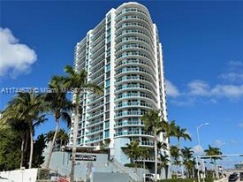 1881 79th Street Cswy, Unit # 801 in North Bay Village, FL - Building Photo