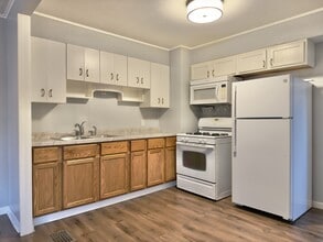 2312 Ridge Ave in Rockford, IL - Building Photo - Building Photo