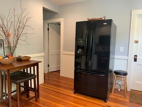 56 Farragut Ave, Unit 1 in Somerville, MA - Building Photo - Building Photo