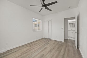 5318-5320 Brockbank Pl in San Diego, CA - Building Photo - Building Photo