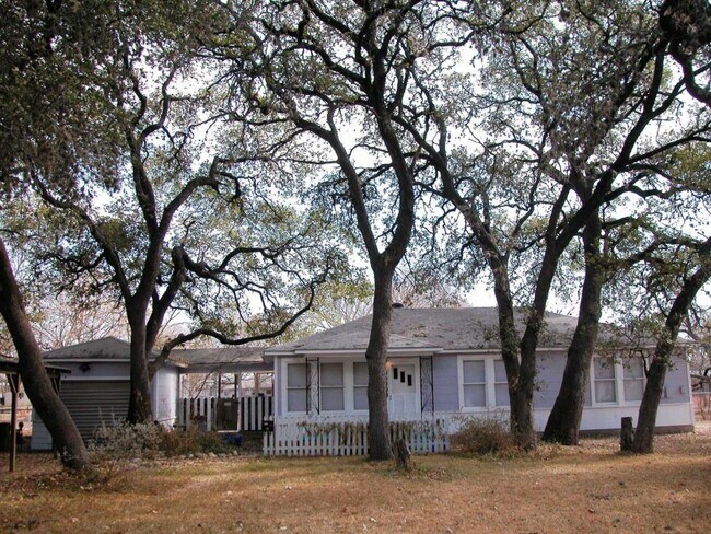 property at 4409 Merle Dr