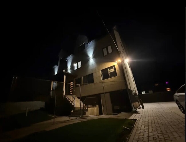 235-33-235148 148th Rd in Queens, NY - Building Photo - Building Photo