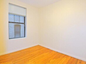 3117 Broadway in New York, NY - Building Photo - Building Photo