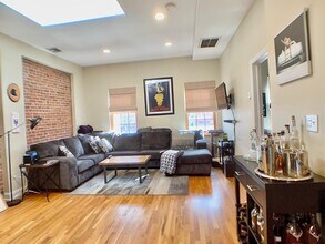 304 Washington St in Hoboken, NJ - Building Photo - Building Photo