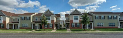 Roosevelt Manor Phase IX and X in Camden, NJ - Foto de edificio - Building Photo