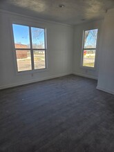 477 N Adams Ave in Lebanon, MO - Foto de edificio - Building Photo