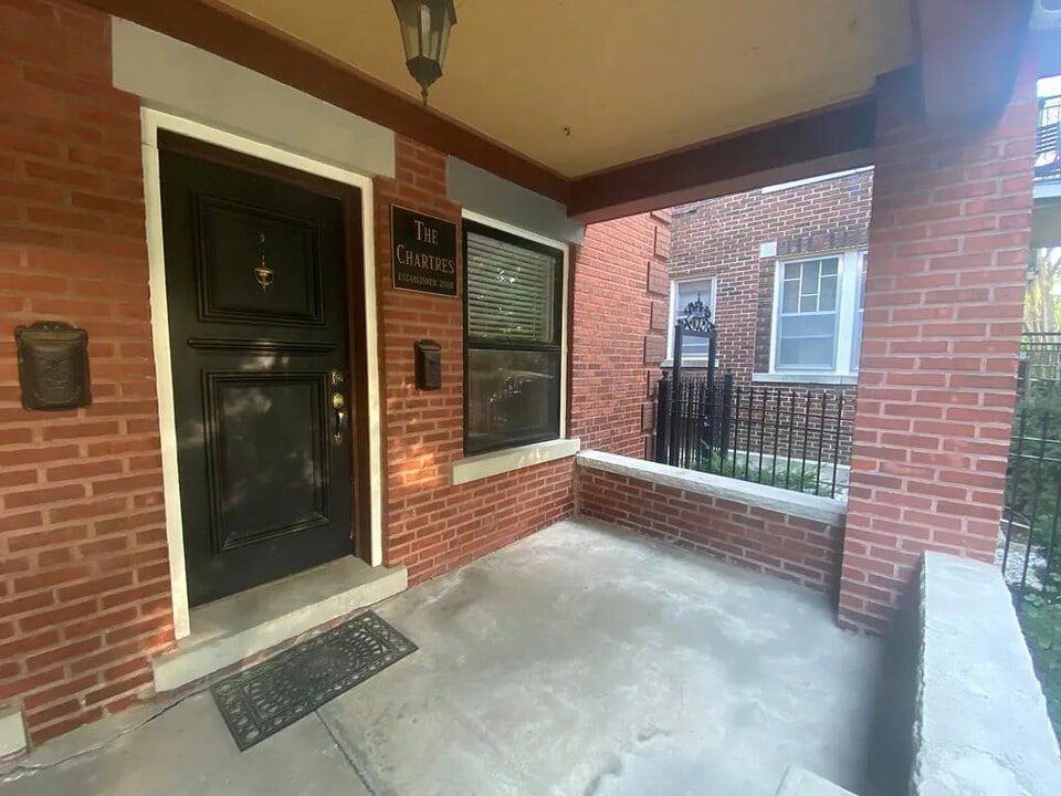 3531 Wyandotte St in Kansas City, MO - Foto de edificio