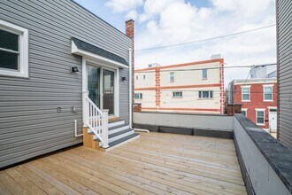 1233 S 22nd St in Philadelphia, PA - Building Photo - Building Photo