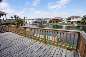 316 Ling St in Bayou Vista, TX - Building Photo - Building Photo