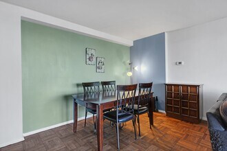 2000 Linwood Ave in Fort Lee, NJ - Building Photo - Building Photo