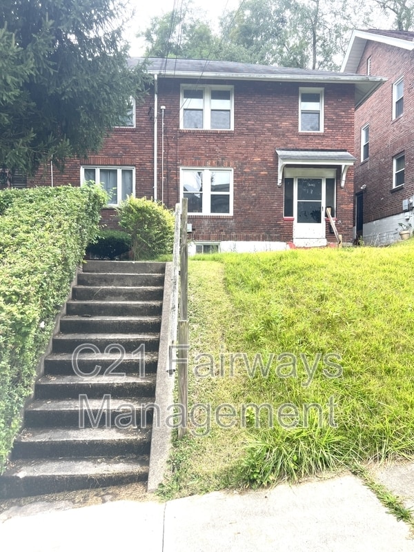 property at 231 Connecticut Ave