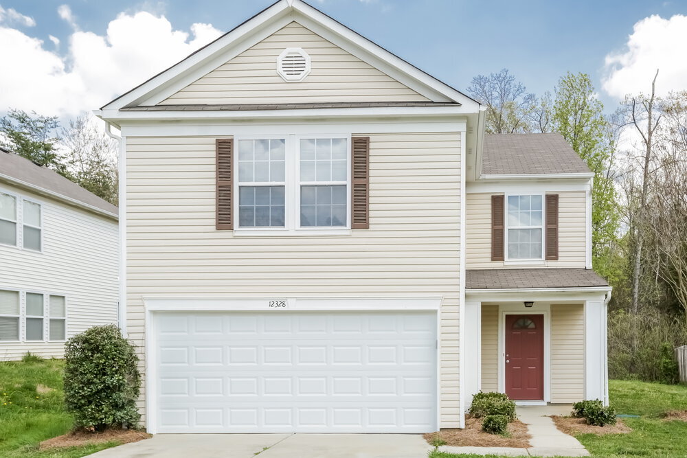 12328 Stowe Acres Dr in Charlotte, NC - Building Photo