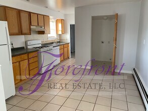 204 E J St in Casper, WY - Building Photo - Building Photo